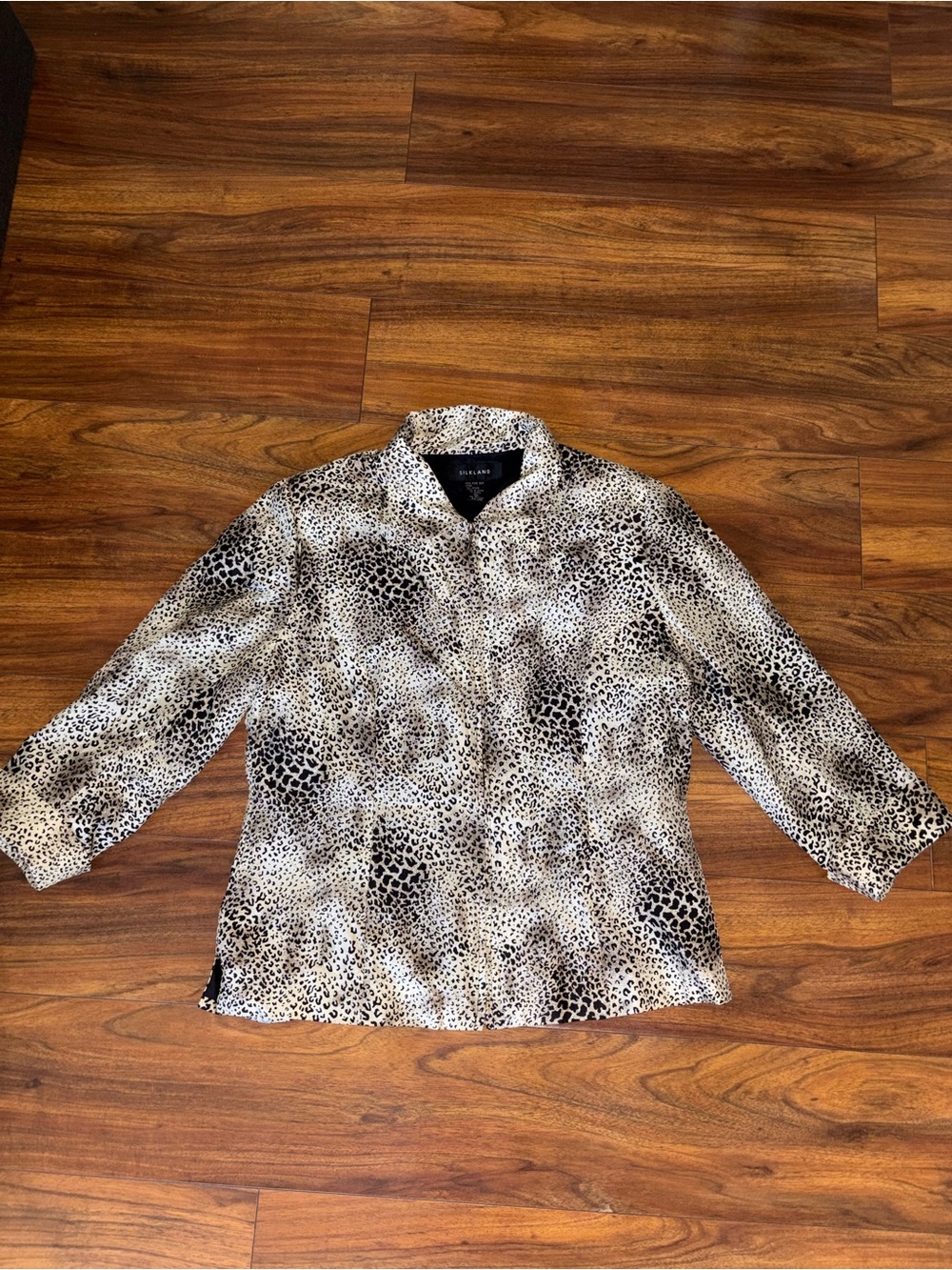 SilkLand Black Animal Print Lightweight Jacket